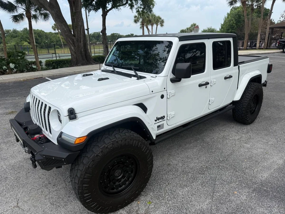 2022 Jeep JT Gladiator - Image 2 of 23
