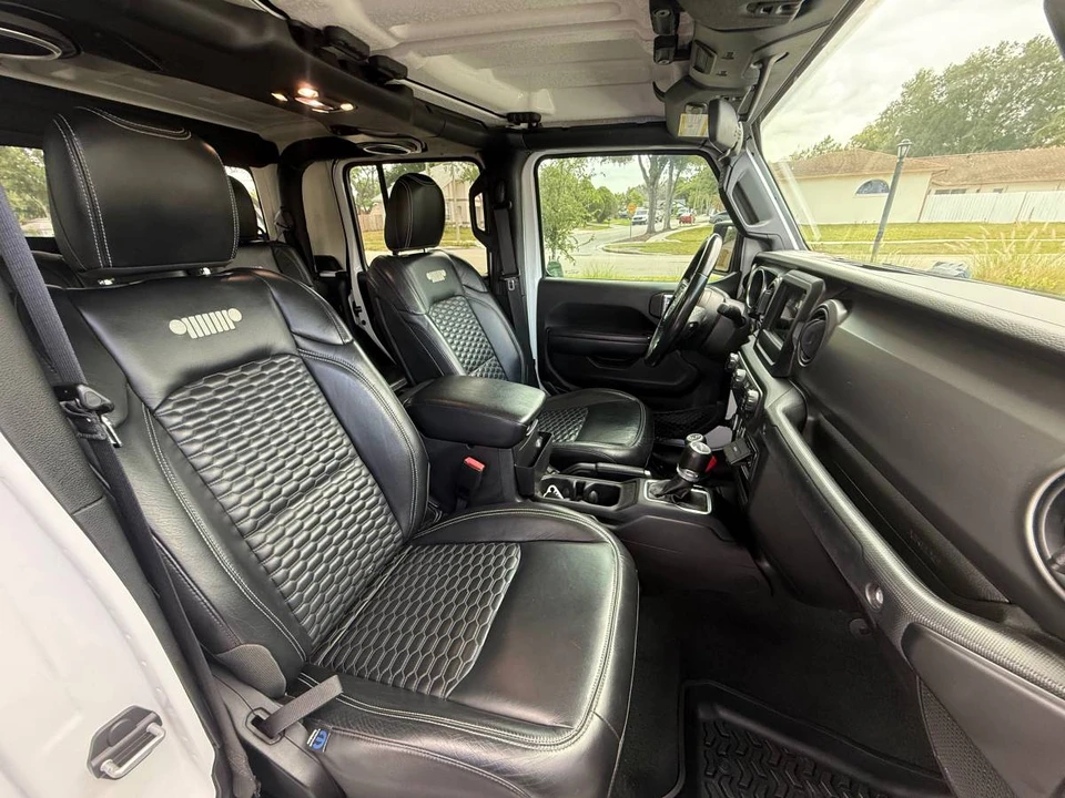 2022 Jeep JT Gladiator - Image 14 of 23