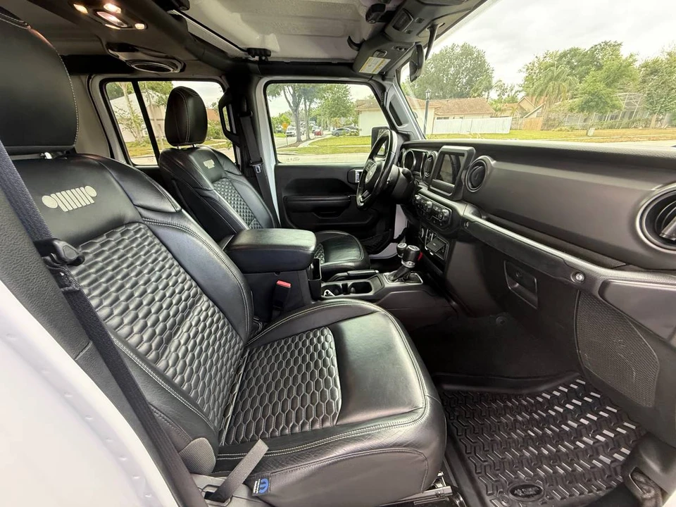 2022 Jeep JT Gladiator - Image 15 of 23