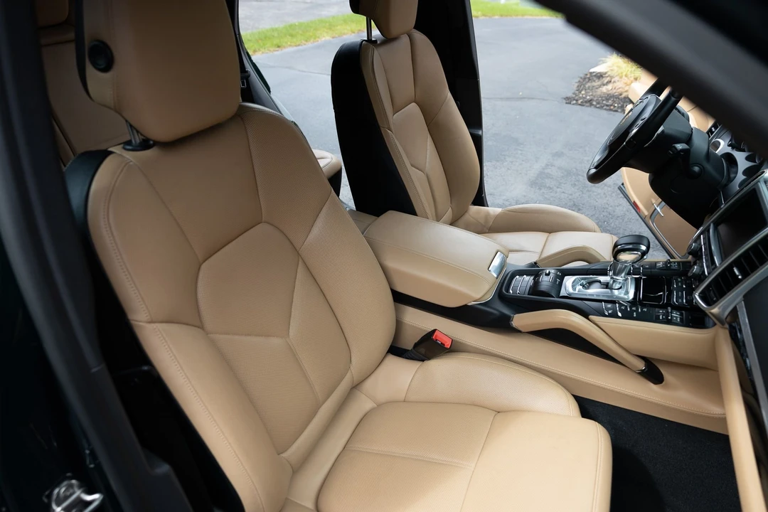 2014 Porsche 958 Cayenne Diesel - Image 29 of 31