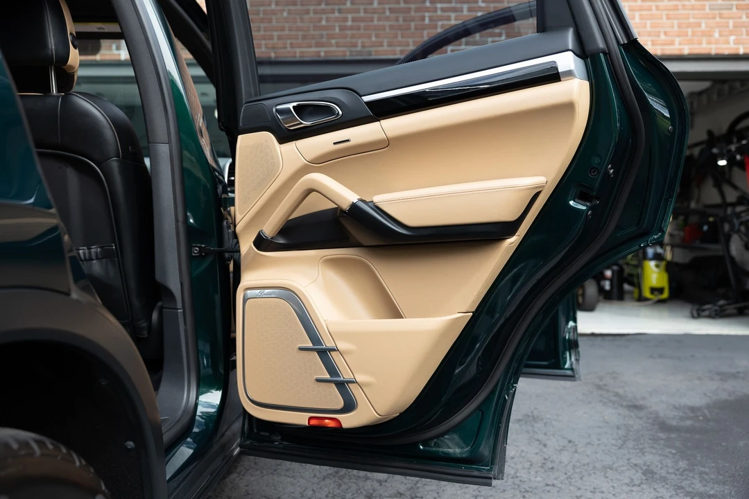2014 Porsche 958 Cayenne Diesel - Image 30 of 31