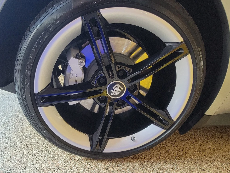2020 Porsche Taycan 4S - Image 13 of 31