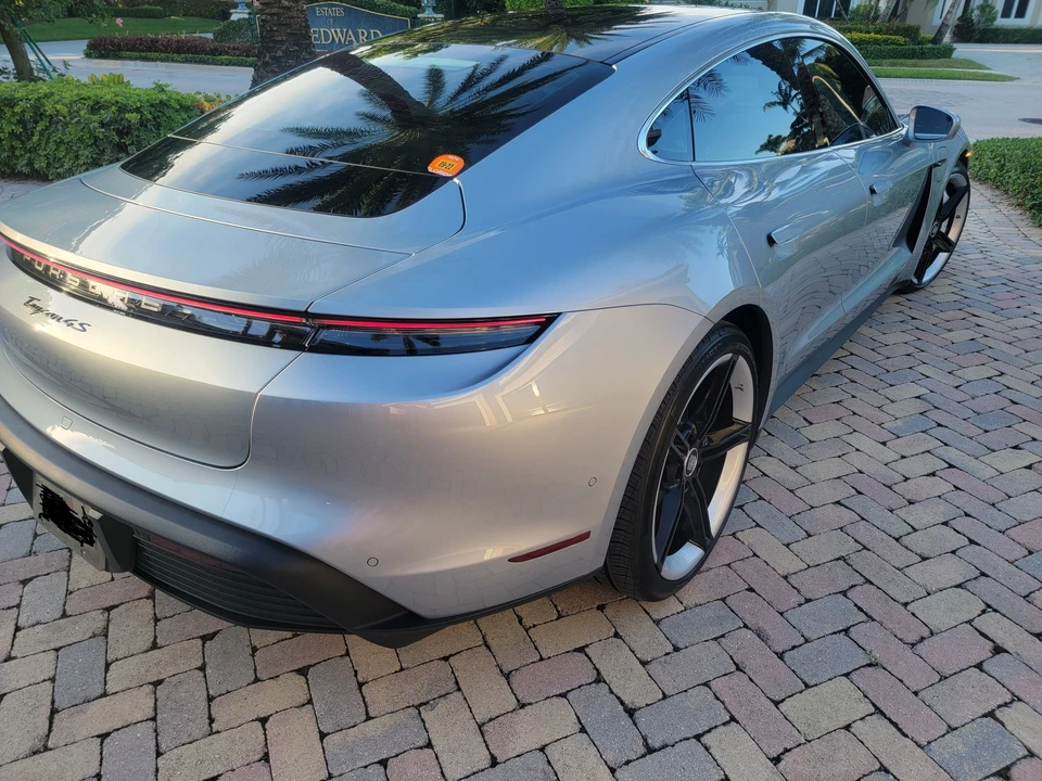 2020 Porsche Taycan 4S - Image 30 of 31