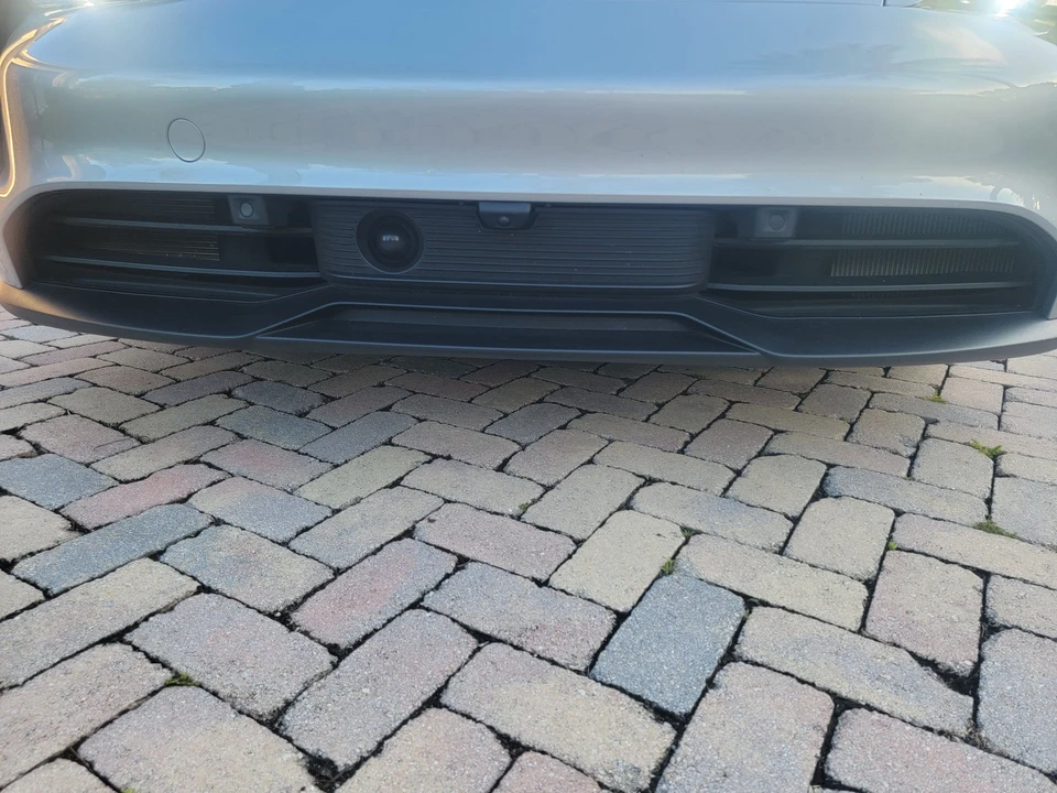 2020 Porsche Taycan 4S - Image 8 of 31