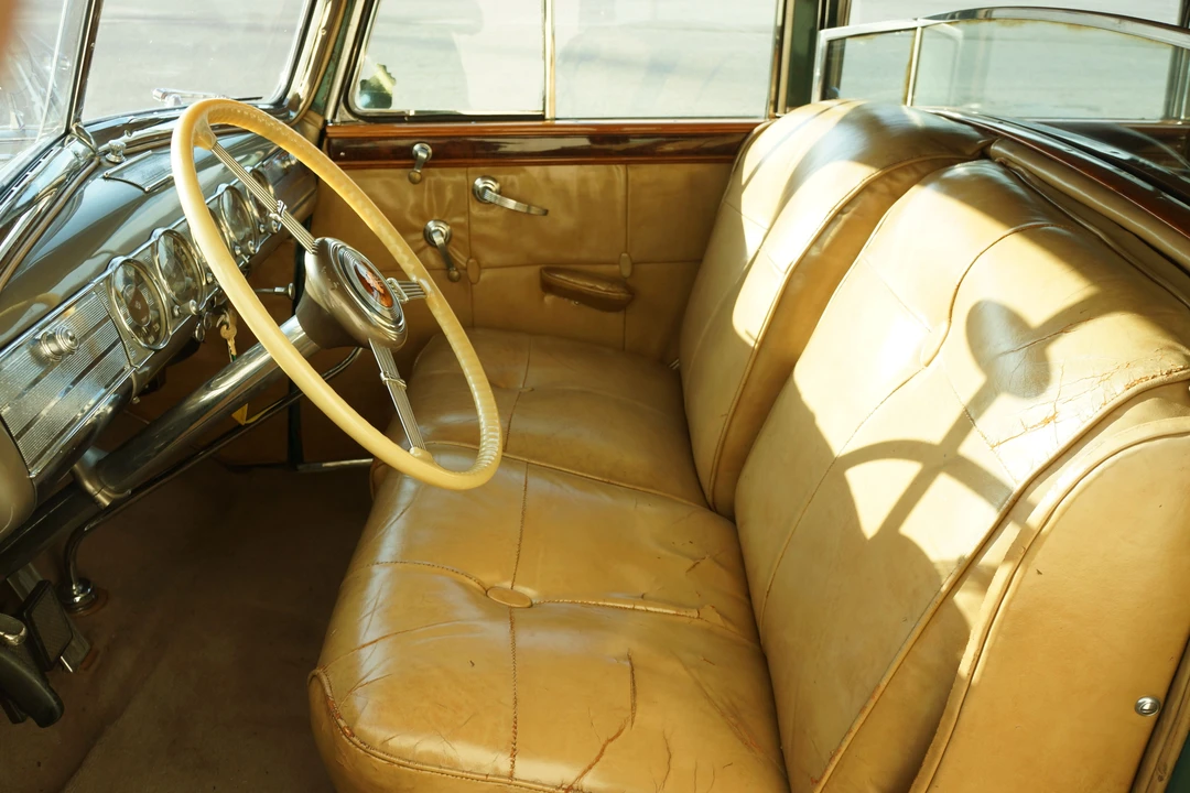 1938 Packard Twelve - Image 6 of 10