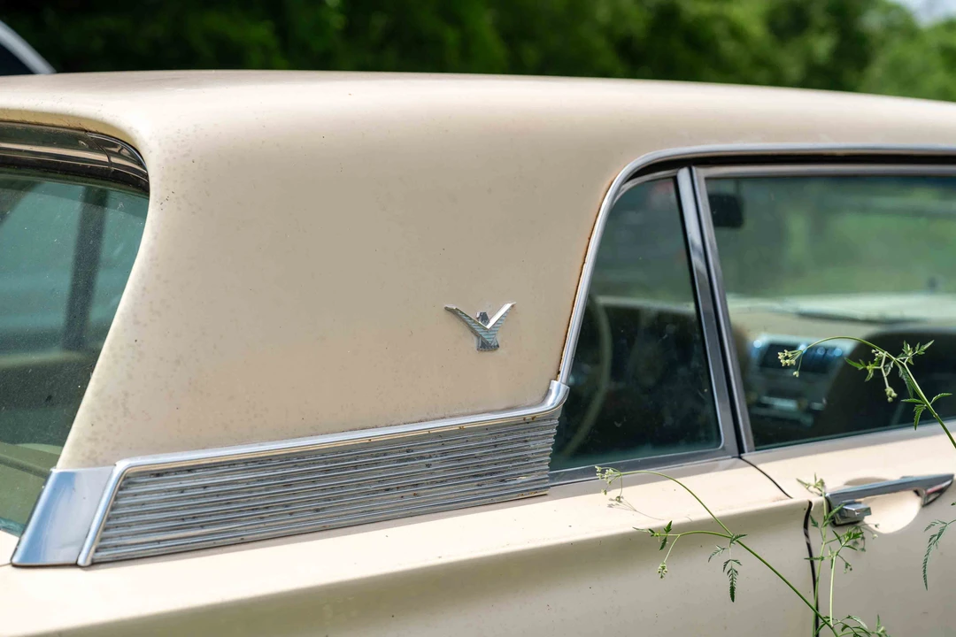 1959 Ford Thunderbird 2nd Gen - Image 27 of 31