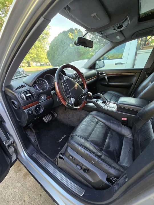 2004 Porsche 955/957 Cayenne - Image 8 of 10