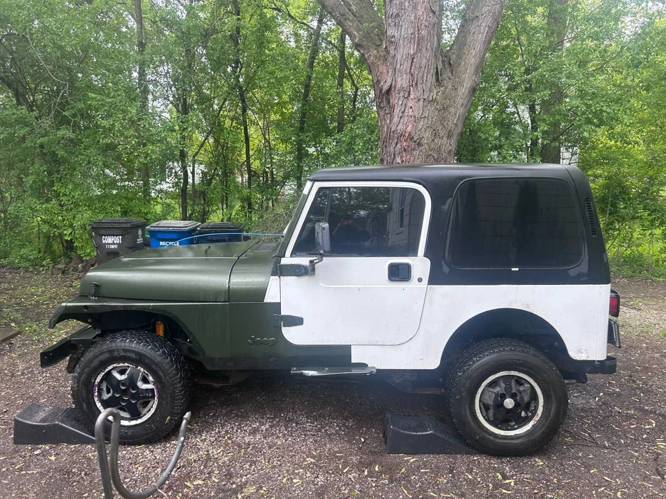 1995 Jeep YJ Wrangler - Image 4 of 7