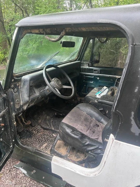 1995 Jeep YJ Wrangler - Image 7 of 7