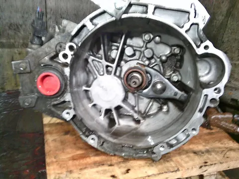 Chevrolet Cobalt SS Supercharged 5-Speed Manual Transmission