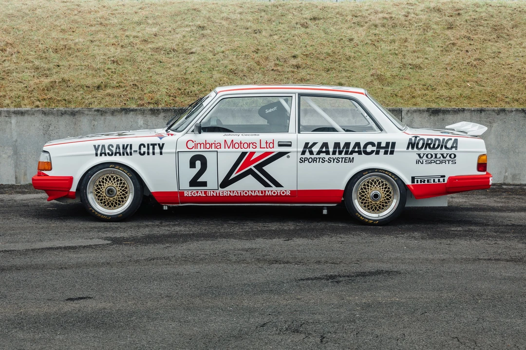 1982 Volvo 242 - Image 6 of 31