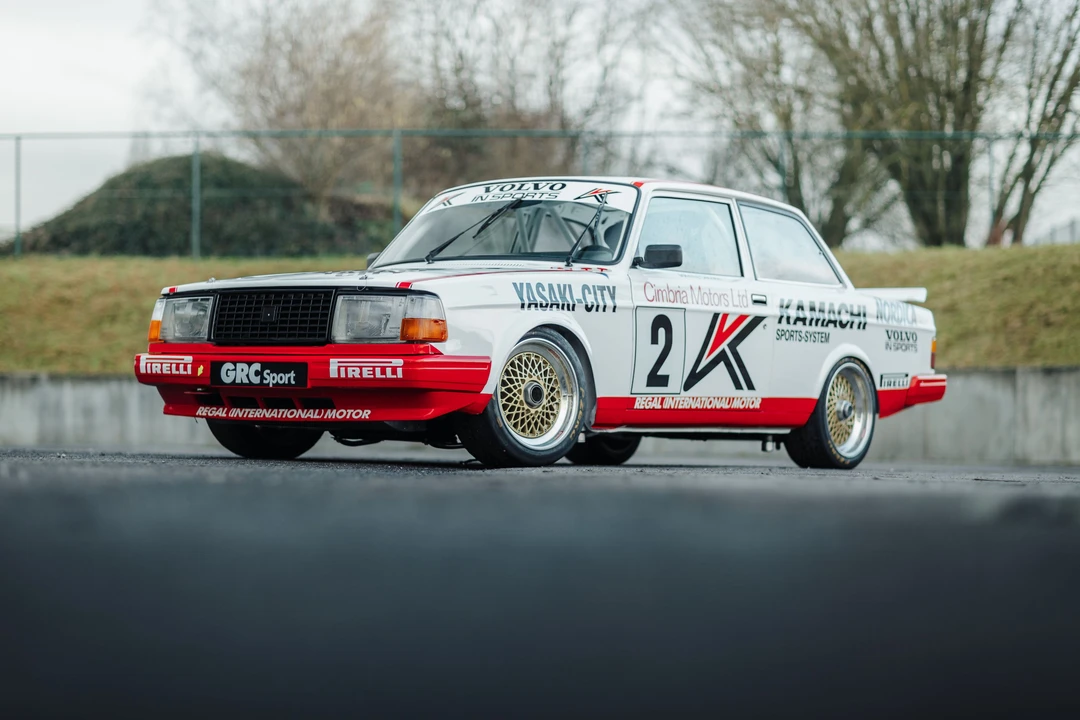 1982 Volvo 242 - Image 3 of 31