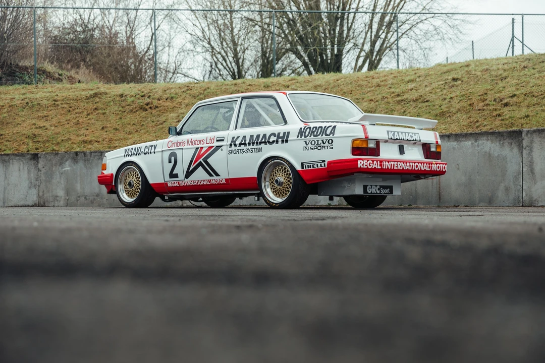 1982 Volvo 242 - Image 7 of 31