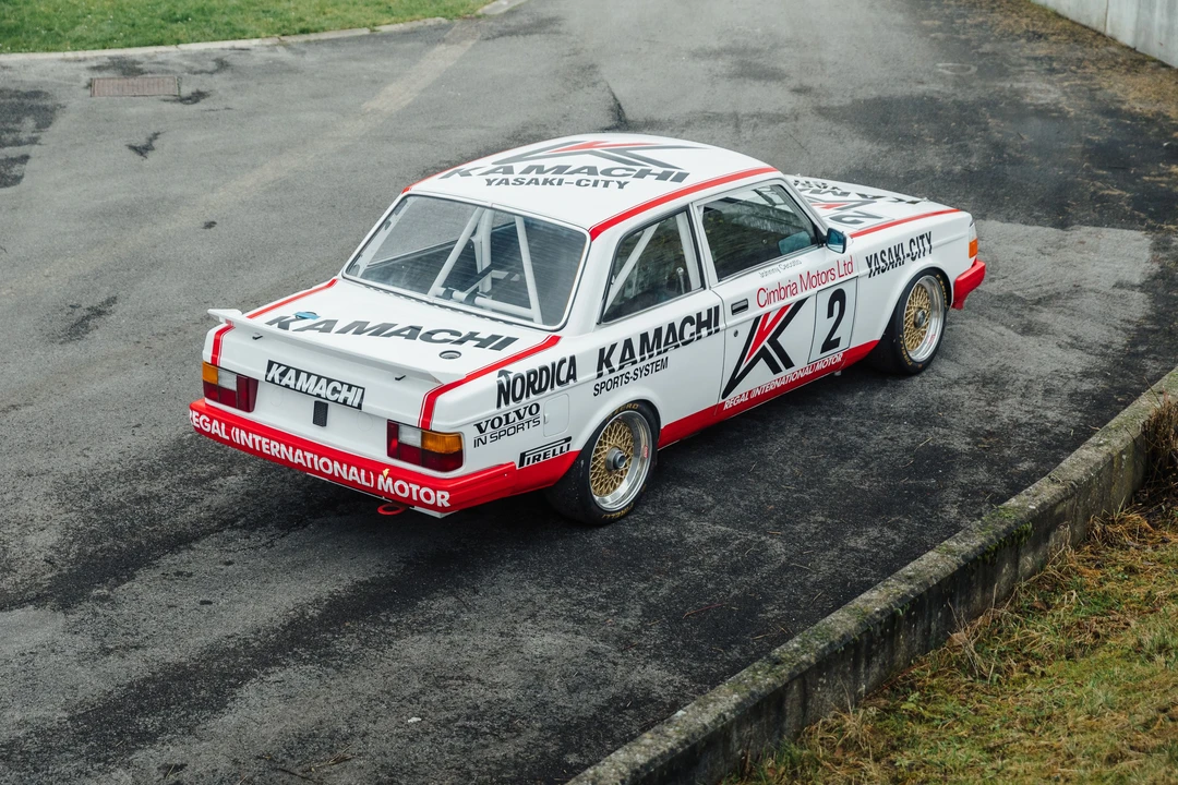 1982 Volvo 242 - Image 9 of 31