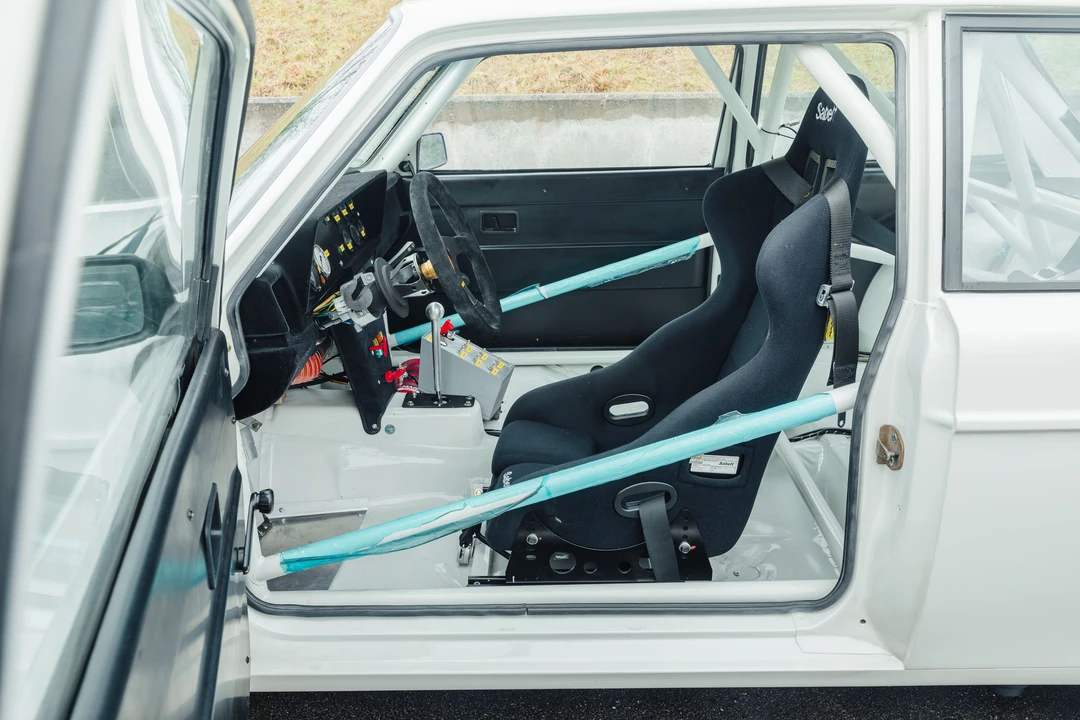 1982 Volvo 242 - Image 18 of 31