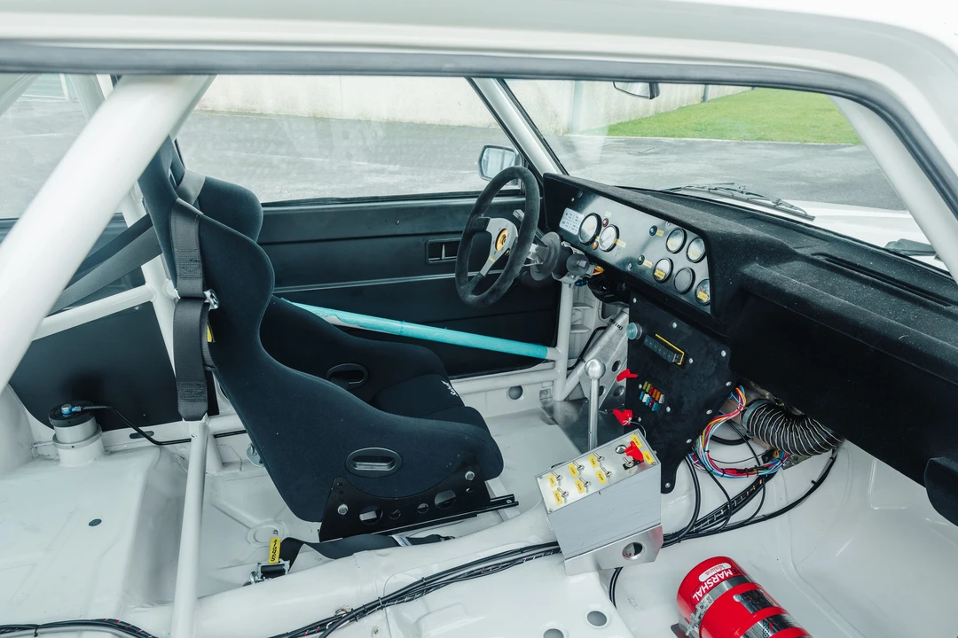 1982 Volvo 242 - Image 19 of 31
