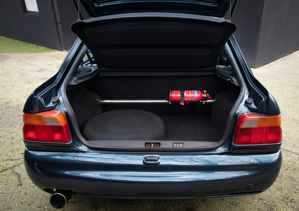 1992 Ford Escort RS Cosworth - Image 9 of 31
