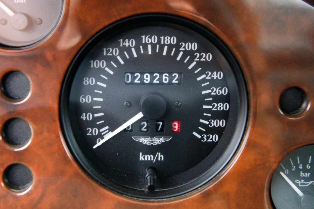 1996 Aston Martin Vantage (1993-2000) - Image 12 of 16