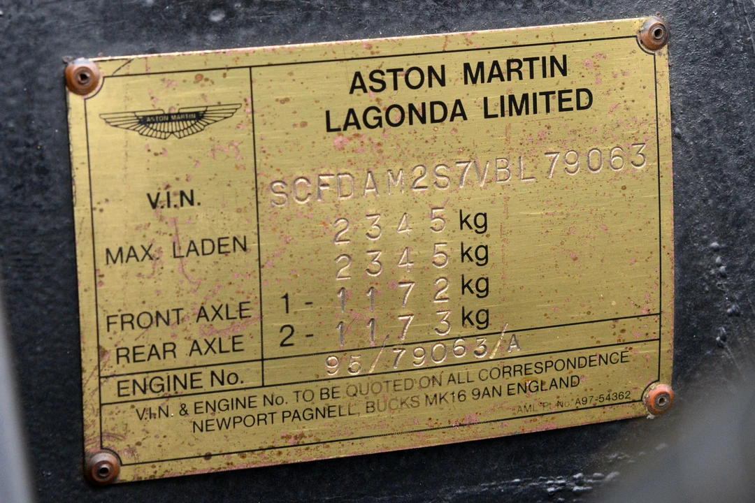 1997 Aston Martin V8 Coupe - Image 12 of 16