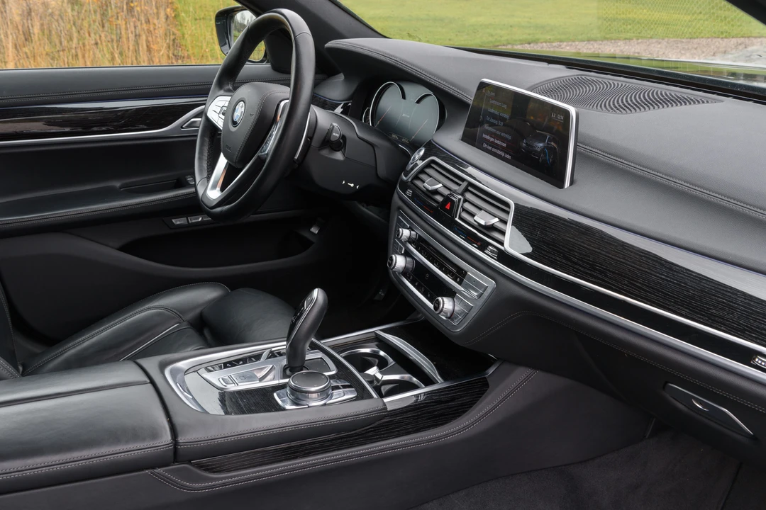 2016 BMW G11/G12 7 Series - Image 5 of 12