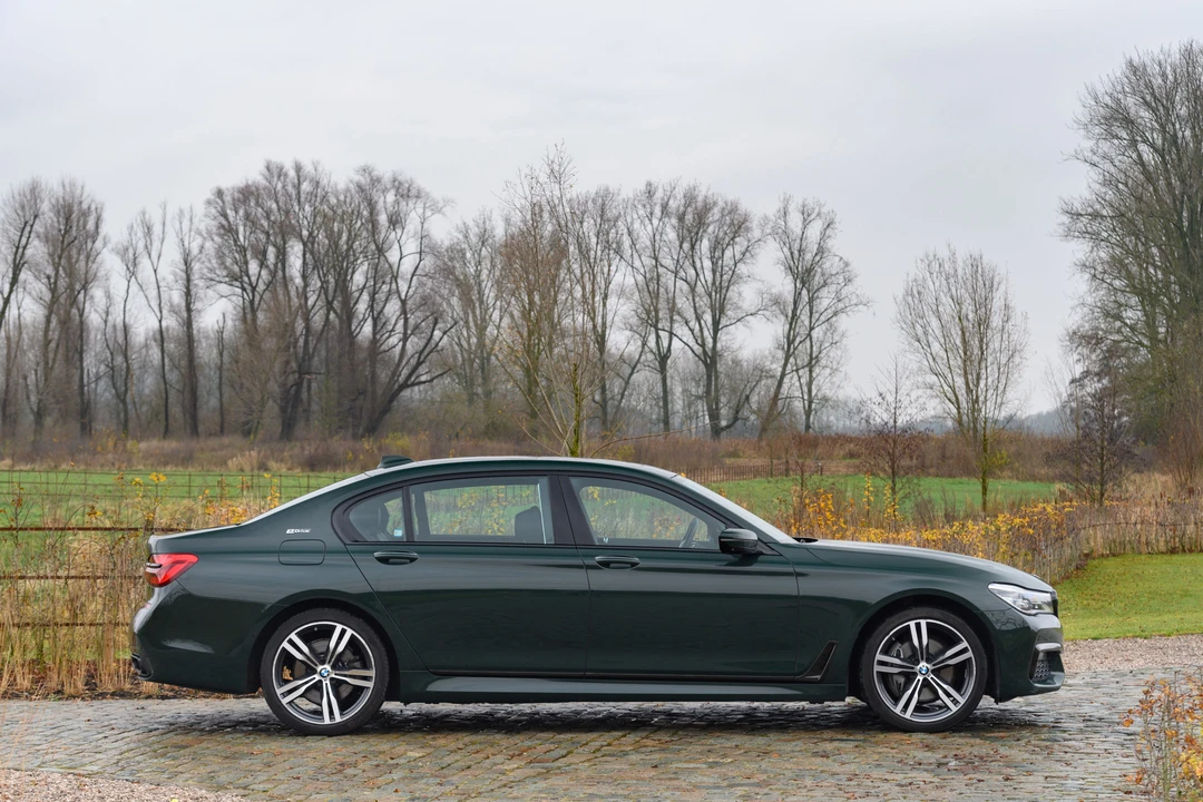 2016 BMW G11/G12 7 Series - Image 2 of 12