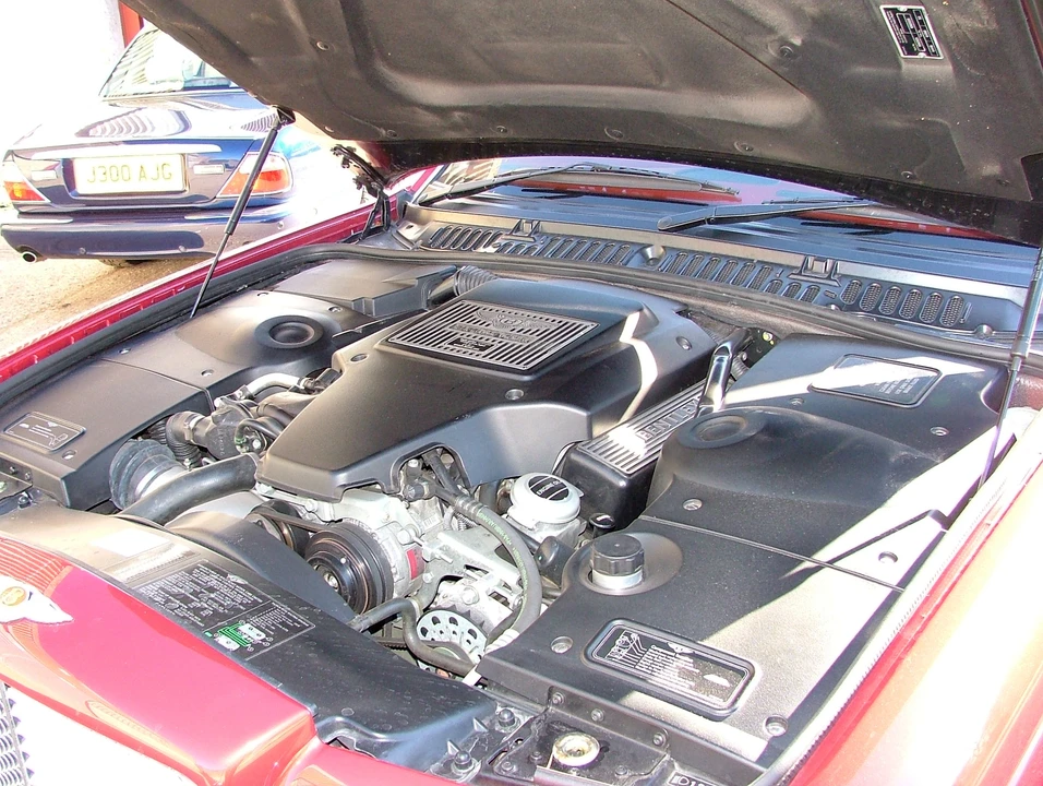 2001 Bentley Arnage - Image 2 of 4