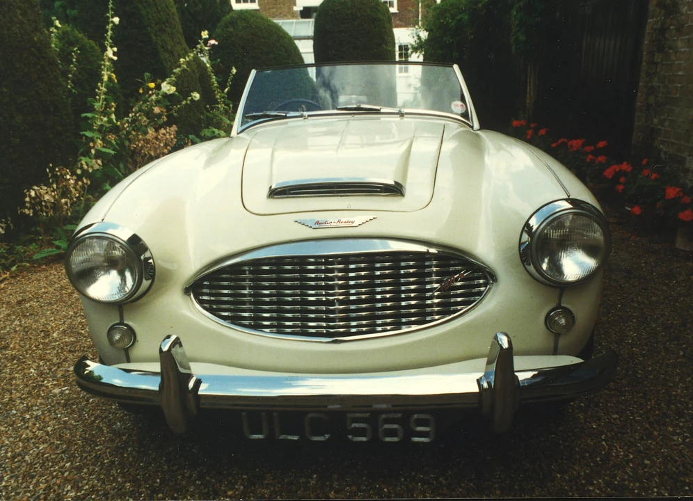 1957 Austin-Healey 100-6 - Image 3 of 4