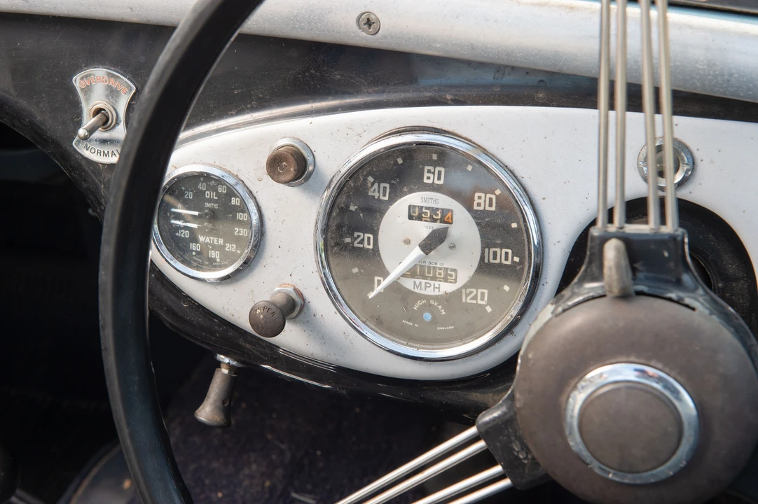 1954 Austin-Healey 100 - Image 2 of 23