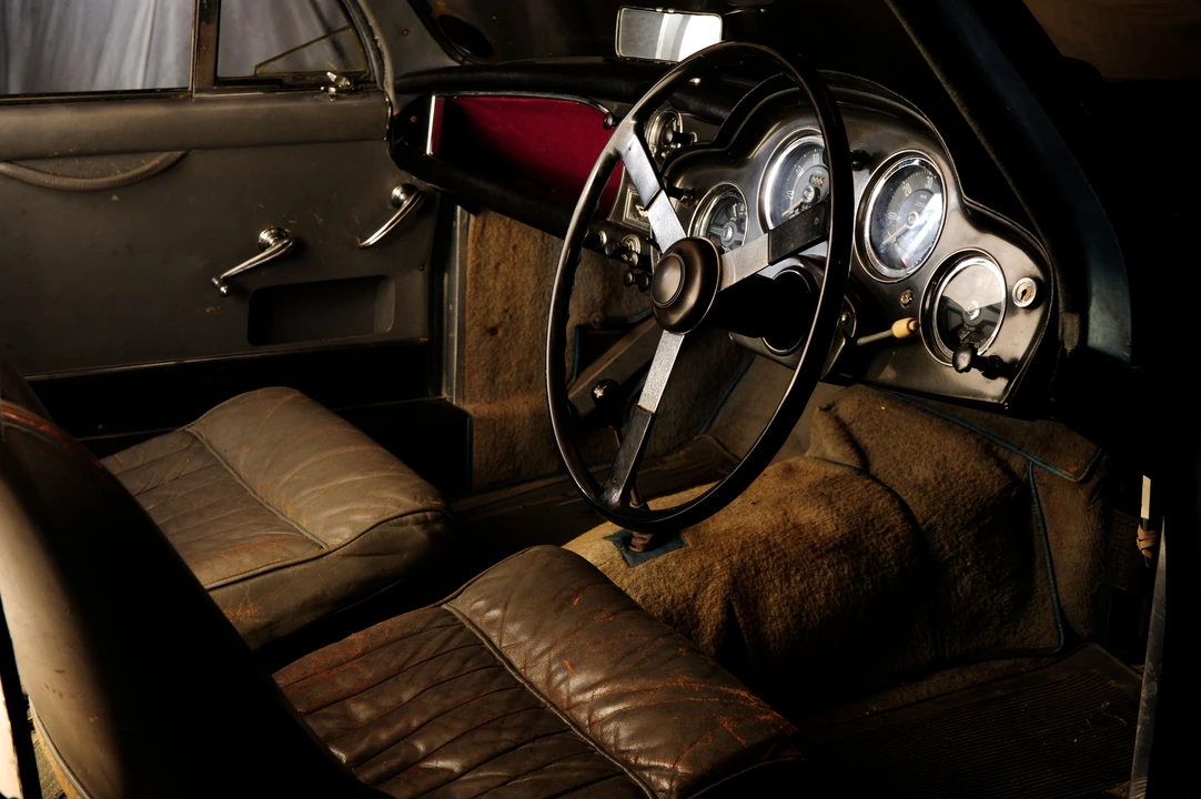 1958 Aston Martin DB1 & DB2 & DB2/4 & DB Mark III - Image 17 of 20