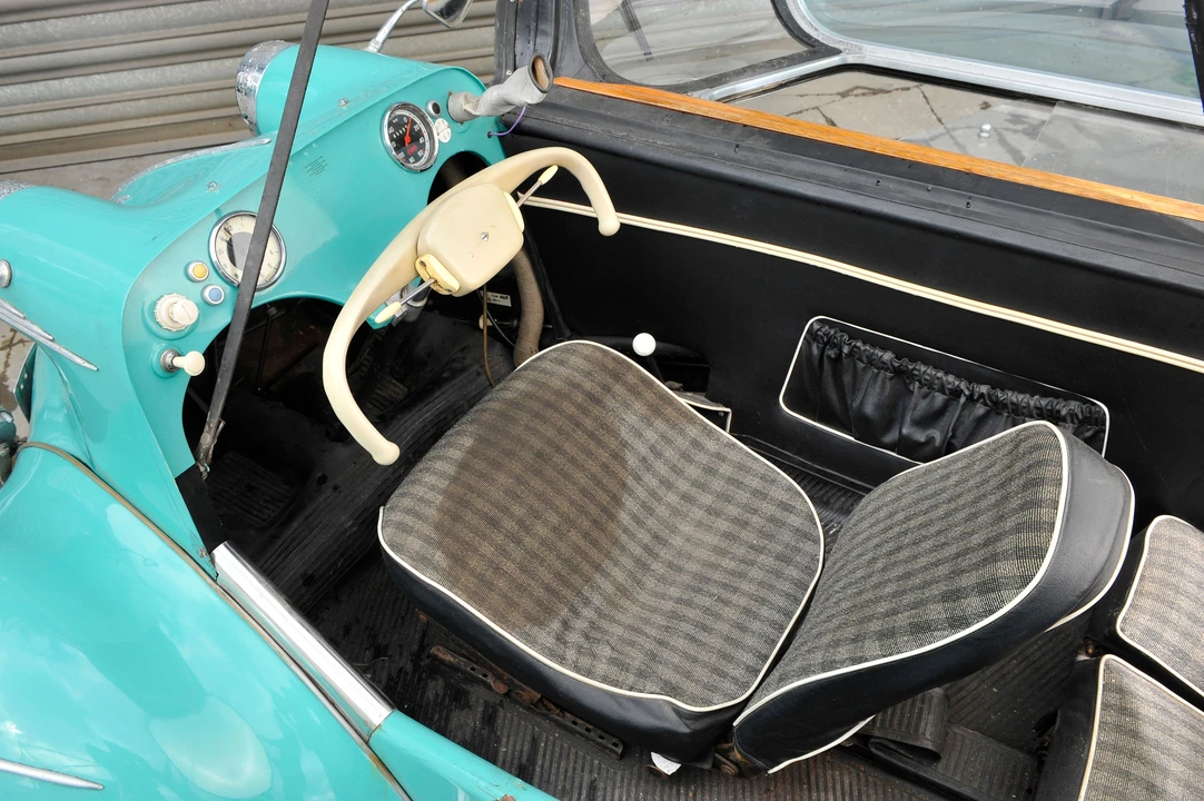 1958 Messerschmitt - Image 3 of 15