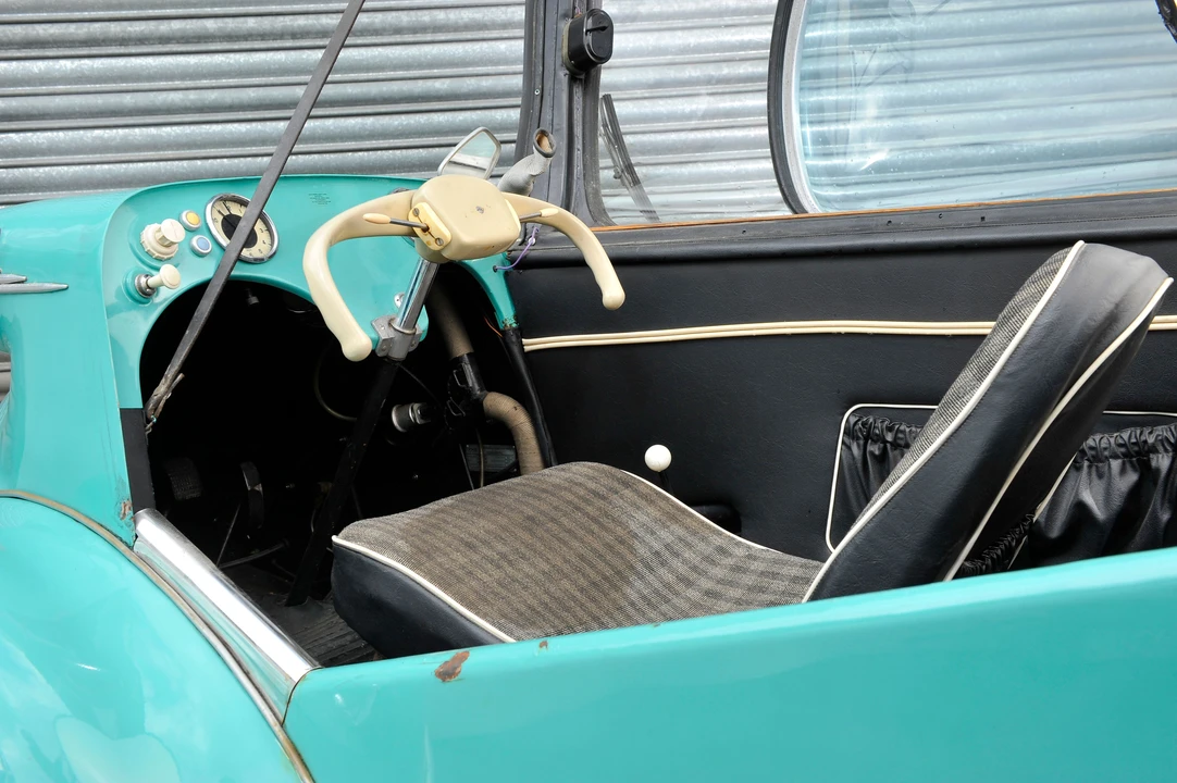 1958 Messerschmitt - Image 2 of 15