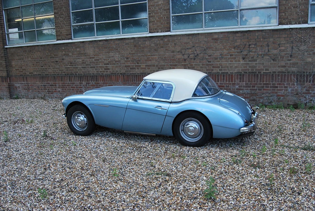 1960 Austin-Healey 3000 Mark I - Image 2 of 4