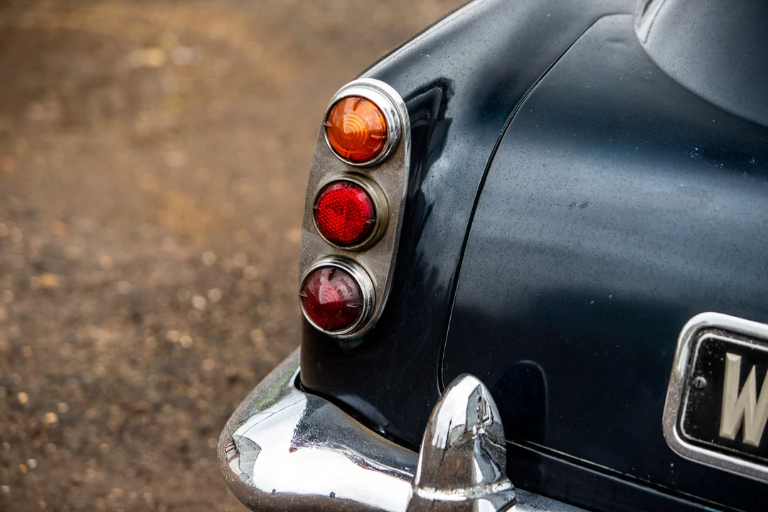 1961 Aston Martin DB4 - Image 26 of 31