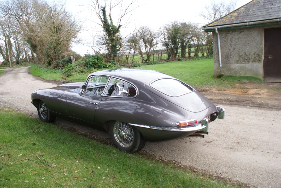 1961 Jaguar E-Type Series 1 - Image 3 of 9