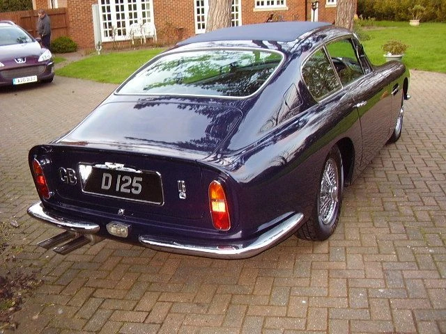 1965 Aston Martin DB6 Vantage - Image 5 of 5