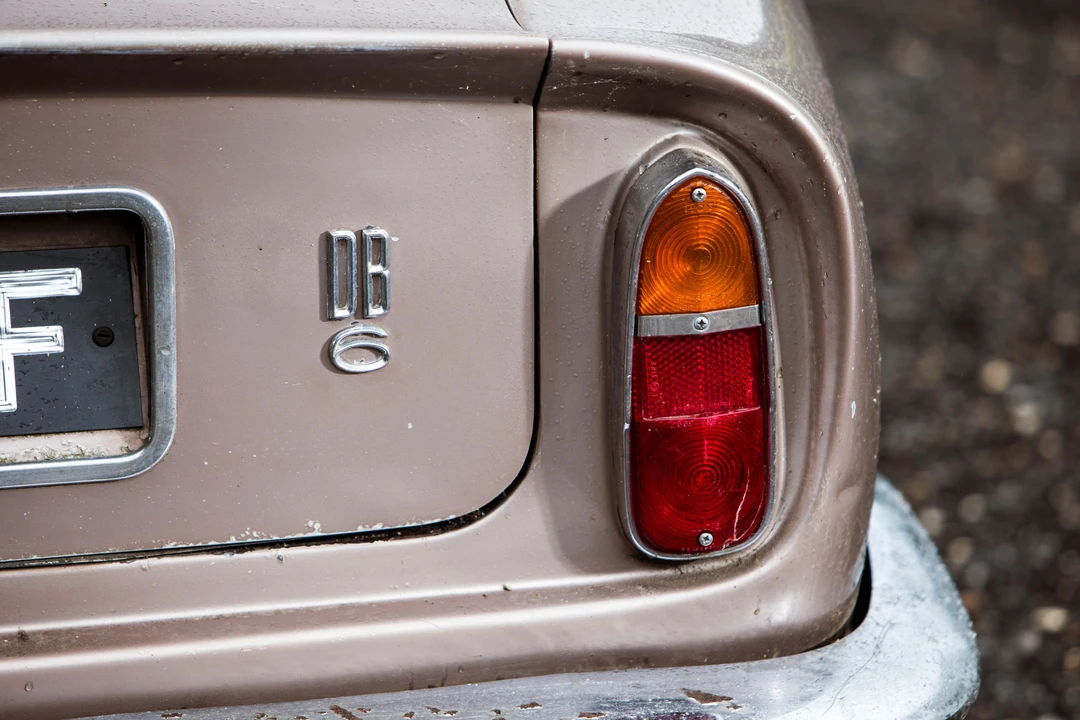 1967 Aston Martin DB6 - Image 12 of 19