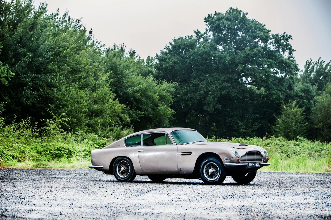 1967 Aston Martin DB6 - Image 10 of 19