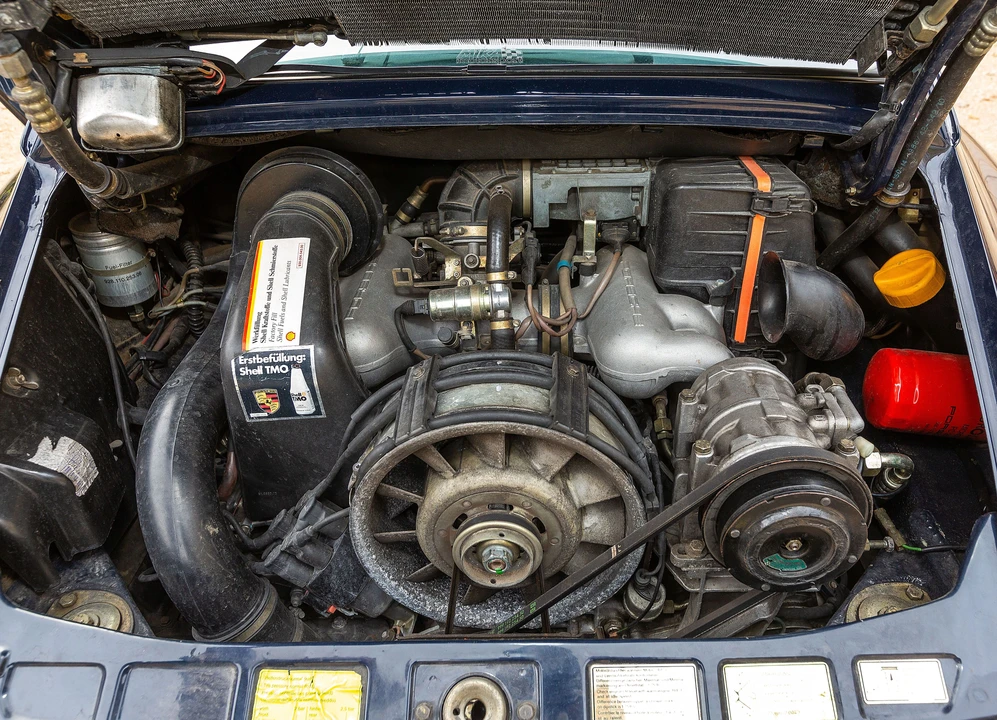 1987 Porsche 911 Carrera 3.2 - Image 27 of 31