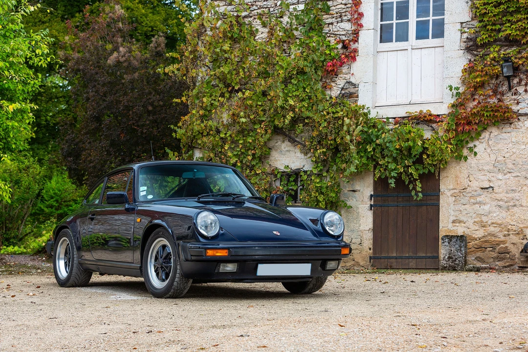 1987 Porsche 911 Carrera 3.2 - Image 11 of 31