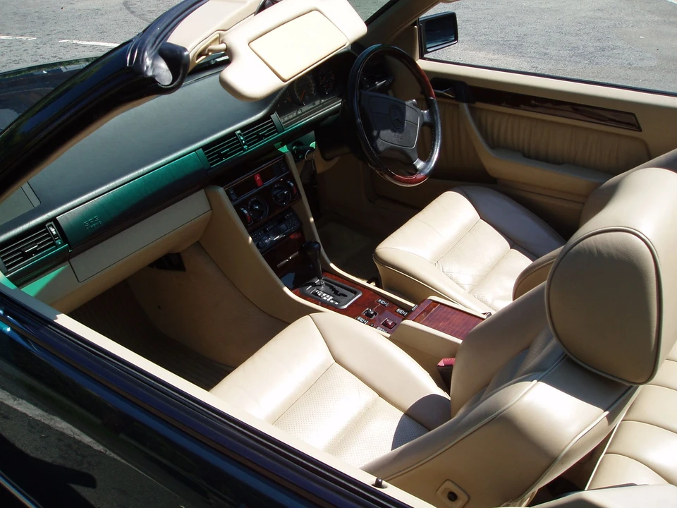 1996 Mercedes-Benz W124 E-Class - Image 15 of 15