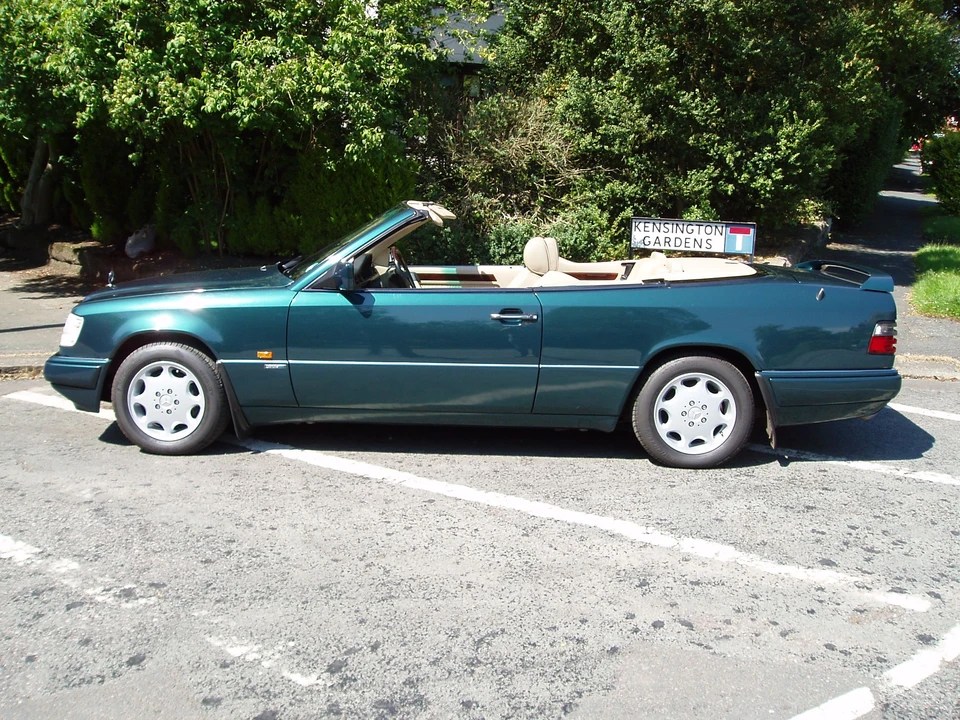 1996 Mercedes-Benz W124 E-Class - Image 10 of 15
