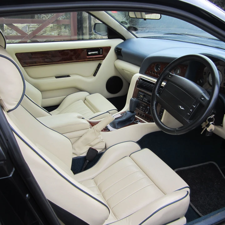 1997 Aston Martin V8 Coupe - Image 4 of 4