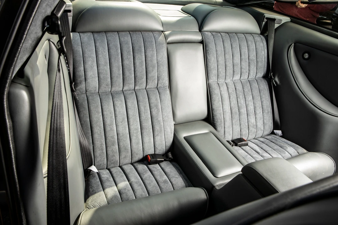 1999 Aston Martin V8 Coupe - Image 27 of 31
