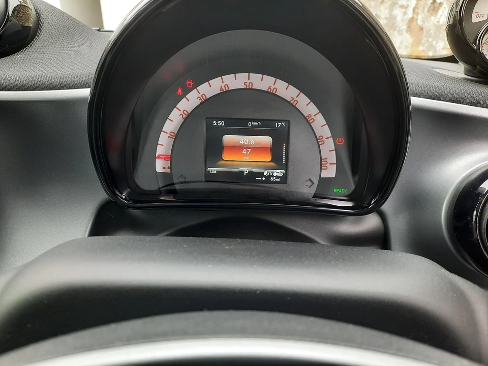 2018 Smart Fortwo 3rd Gen - Image 4 of 4