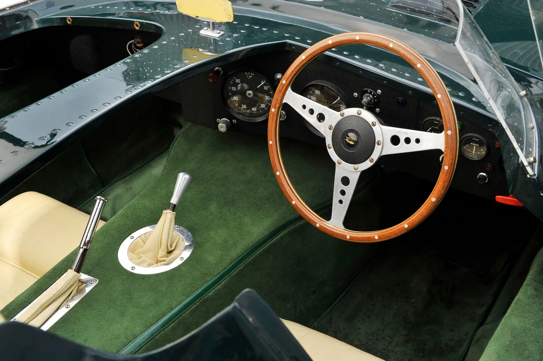 Jaguar Replica - Image 9 of 9
