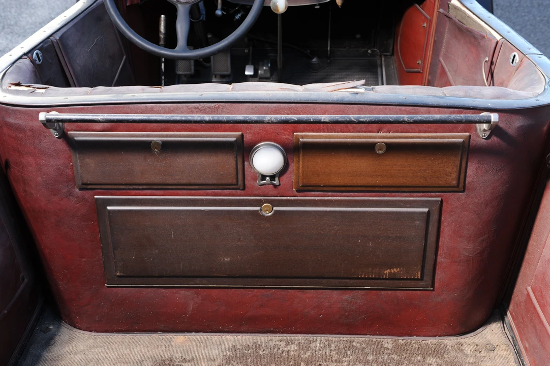 1929 Packard Eight - Image 11 of 17