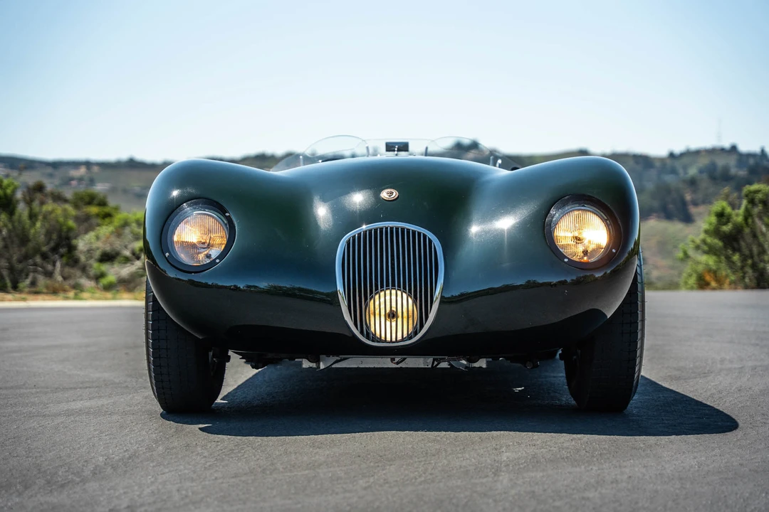 Jaguar Replica - Image 15 of 31