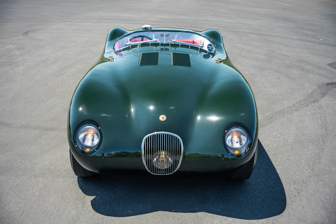 Jaguar Replica - Image 11 of 31