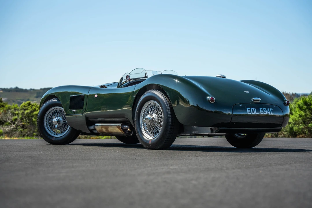 Jaguar Replica - Image 30 of 31