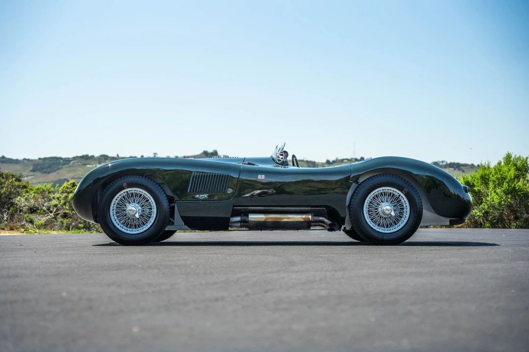 Jaguar Replica - Image 25 of 31